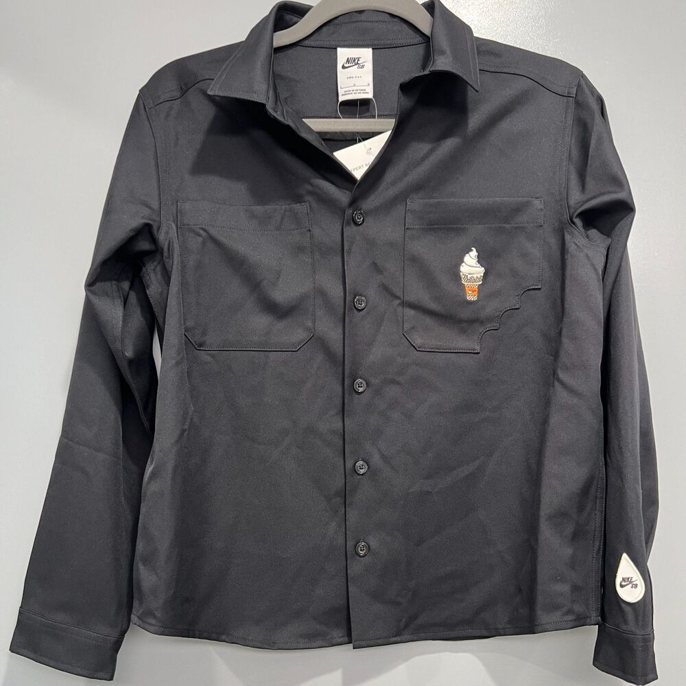 Nike SB Youth Long Sleeve Button Down - L